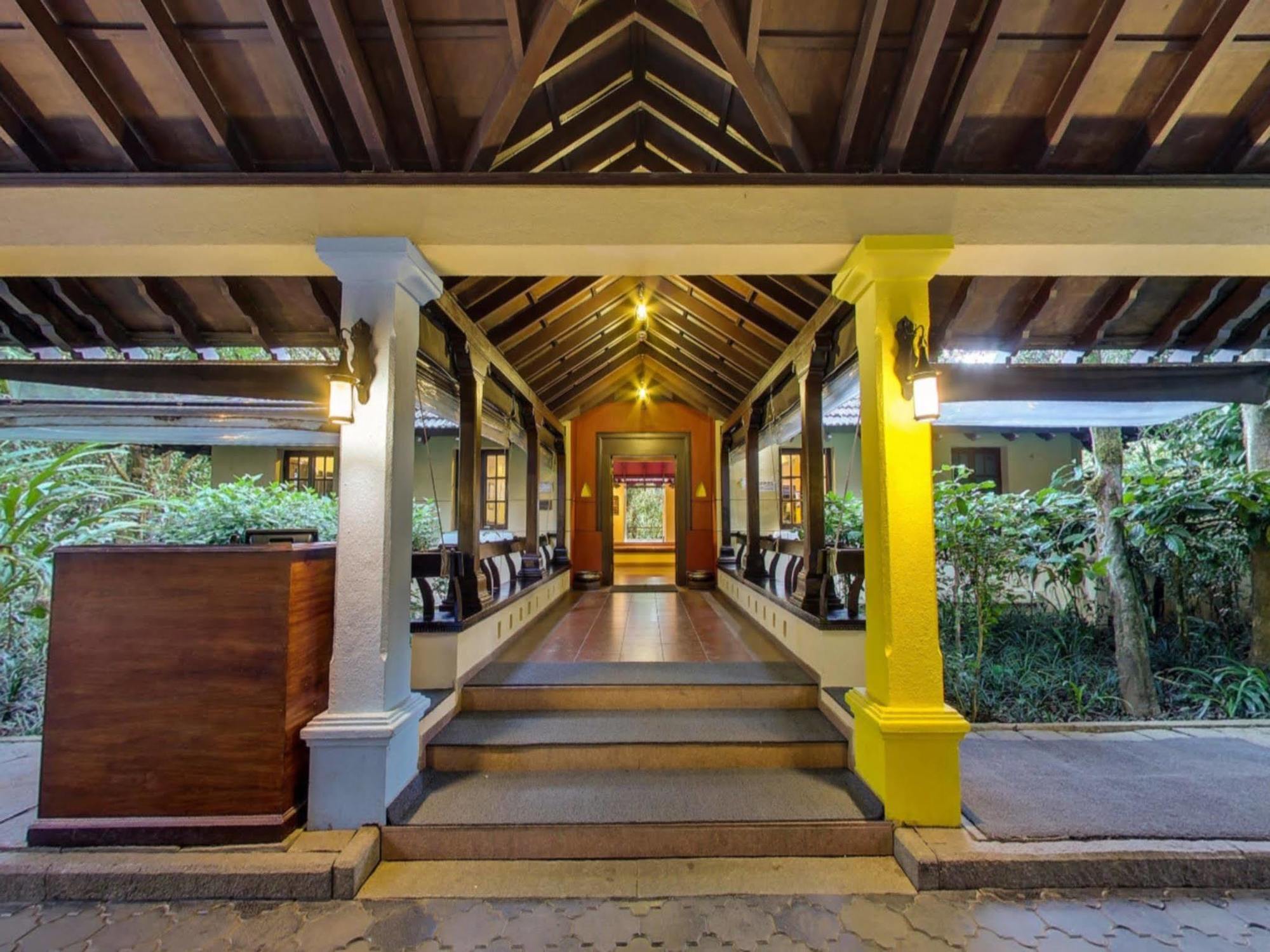 Hotel Club Mahindra Madikeri, Coorg Esterno foto